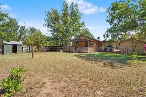 Exterior - 500 8th St, O'donnell, TX 79351 photo 7 of 7