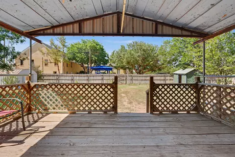 Exterior - 500 8th St, O'donnell, TX 79351 photo 4 of 7