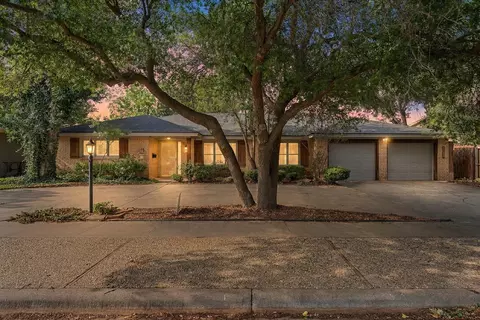 4017 69th St, Lubbock, TX 79413