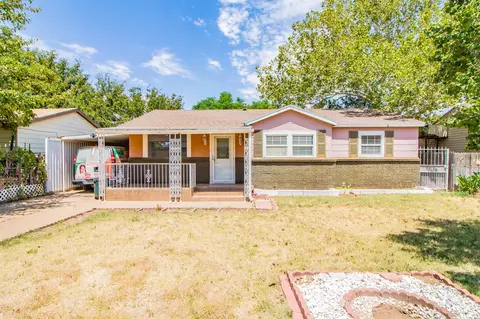 3014 Shallowater Dr, Lubbock, TX 79415