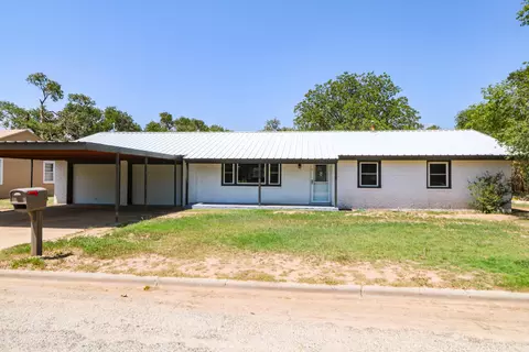 1201 W 2nd St, Littlefield, TX 79339