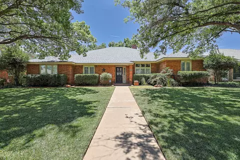 5521 84th St, Lubbock, TX 79424