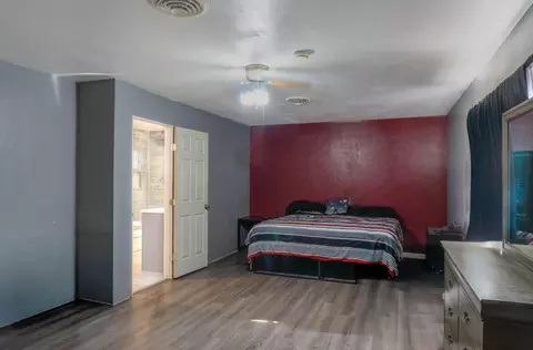 Bedroom - 201 Thomas Blvd, Plainview, TX 79072 photo 5 of 5