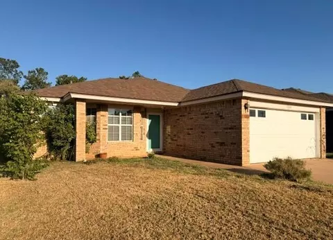 1108 Justice Ave, Lubbock, TX 79416