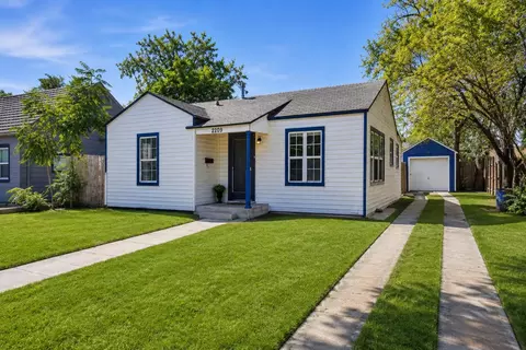 2209 25th St, Lubbock, TX 79411