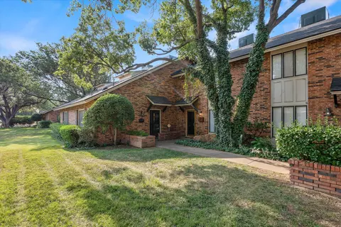 2317 33rd St, Lubbock, TX 79411