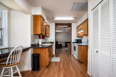 Kitchen - 325 Apache Trl, Tulia, TX 79088 photo 2 of 4