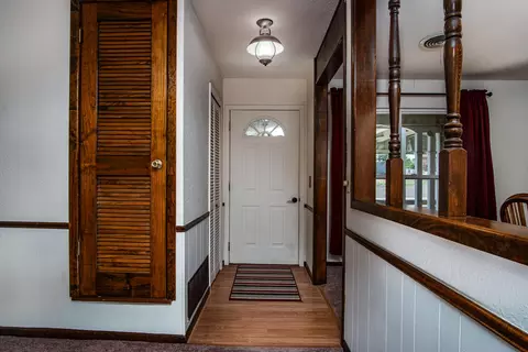 Entry Way - 325 Apache Trl, Tulia, TX 79088 photo 2 of 4
