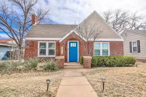 2419 20th St, Lubbock, TX 79411