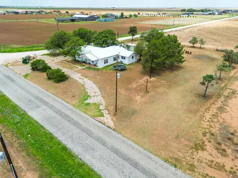 View/Area - 8503 E County Rd 5500, Idalou, TX 79329 photo 4 of 6