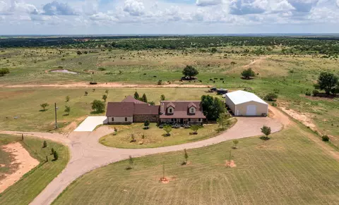 4166 County Road 13, Clarendon, TX 79226