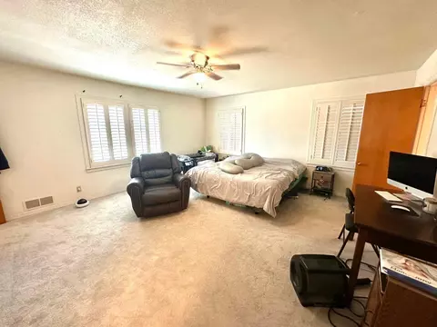 Bedroom - 1500 W 9th St, Plainview, TX 79072 photo 1 of 2