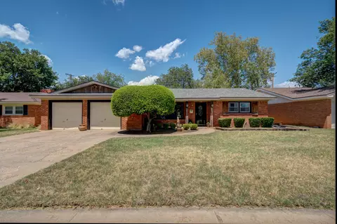 2126 71st St, Lubbock, TX 79412