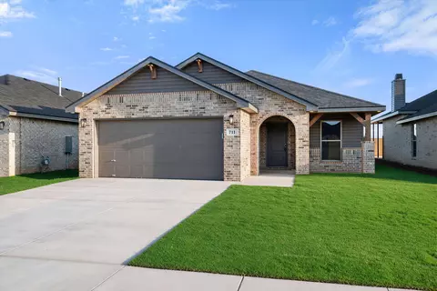 711 E 21st St, Wolfforth, TX 79382