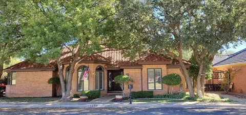 8211 Bourbon St, Lubbock, TX 79424