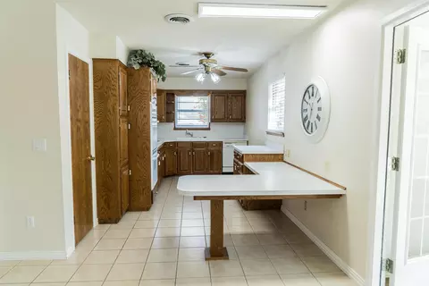 Kitchen - 1408 Ennis St, Plainview, TX 79072 photo 1 of 8