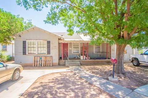 1613 29th St, Lubbock, TX 79411