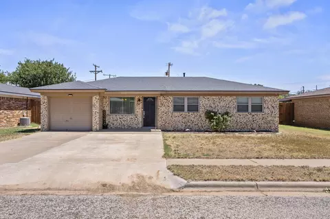 715 Indiana St, Wolfforth, TX 79382