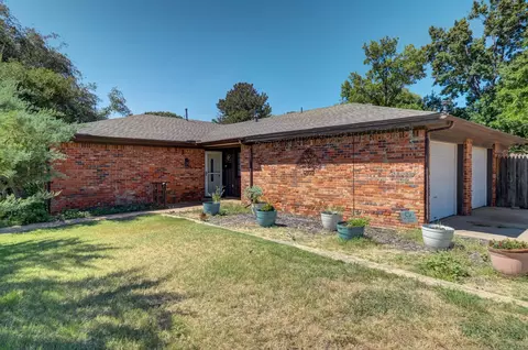 Exterior - 6902 Elgin Ave, Lubbock, TX 79413 photo 1 of 7