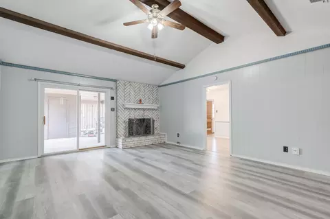 Living - 6902 Elgin Ave, Lubbock, TX 79413 photo 4 of 6