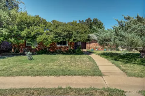 6902 Elgin Ave, Lubbock, TX 79413