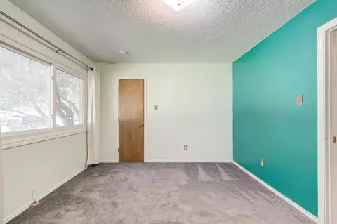 Bedroom - 6902 Elgin Ave, Lubbock, TX 79413 photo 6 of 8