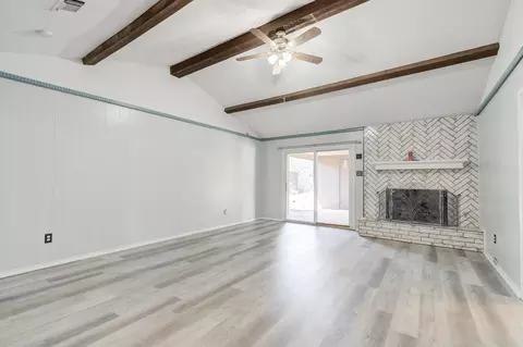 Living - 6902 Elgin Ave, Lubbock, TX 79413 photo 2 of 6