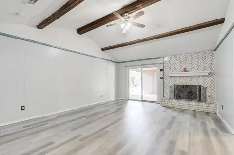 Living - 6902 Elgin Ave, Lubbock, TX 79413 photo 1 of 6
