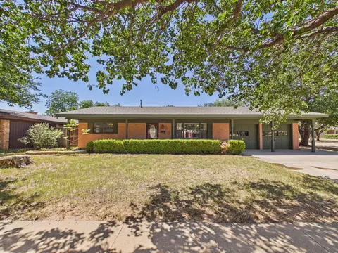 1015 Camden Cir, Post, TX 79356