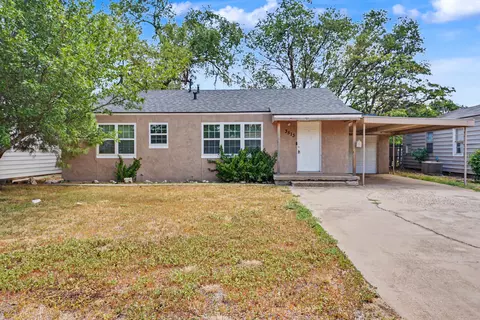 3513 27th St, Lubbock, TX 79410