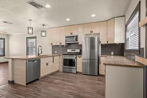 1924 23rd St, Lubbock, TX 79411