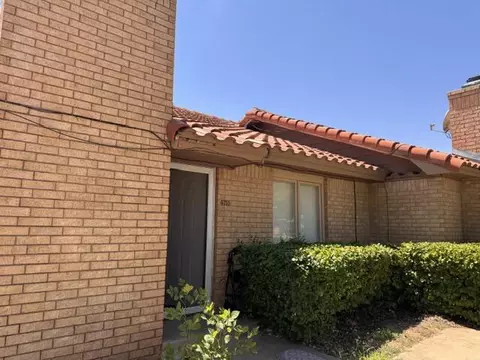 4755 2nd St, Lubbock, TX 79416