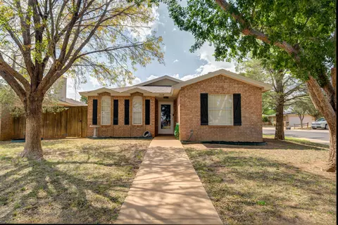 1018 Iola Ave, Lubbock, TX 79416