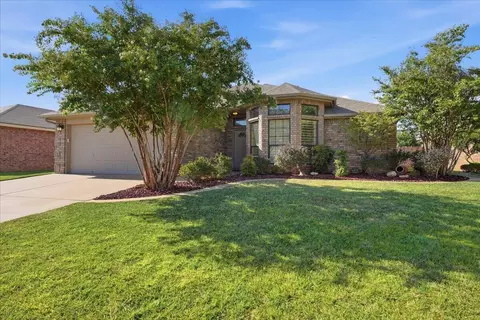 6807 8th St, Lubbock, TX 79416