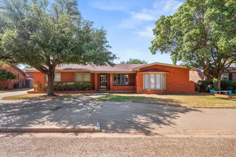 2203 S 5th St, Lamesa, TX 79331