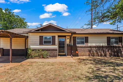 1602 68th St, Lubbock, TX 79412