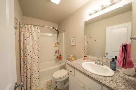 Bath - 7416 32nd St, Lubbock, TX 79407 photo 3 of 3