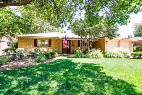 3806 57th St, Lubbock, TX 79413
