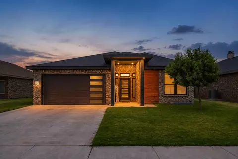 1012 N Grover Ave, Lubbock, TX 79416