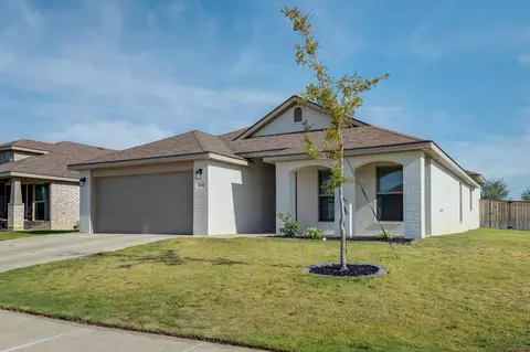 Exterior - 6802 54th St, Lubbock, TX 79407 photo 2 of 5
