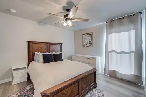 Bedroom - 6802 54th St, Lubbock, TX 79407 photo 4 of 5