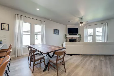Dining - 6802 54th St, Lubbock, TX 79407 photo 1 of 2