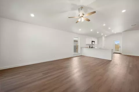 Living - 5629 Smith St, Lubbock, TX 79416 photo 1 of 5