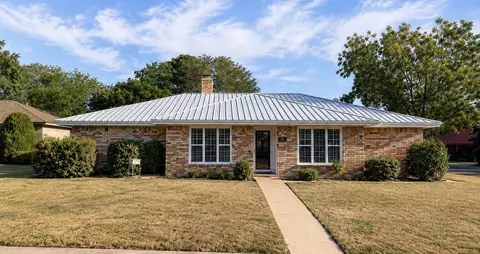 5722 73rd St, Lubbock, TX 79424