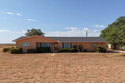 175 County Road 220, Seminole, TX 79360