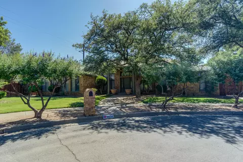 9604 Savannah Ave, Lubbock, TX 79424