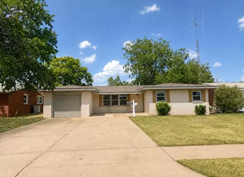 4818 46th St, Lubbock, TX 79414