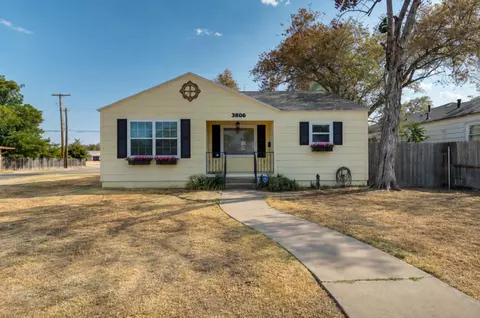 2701 33rd St, Lubbock, TX 79410