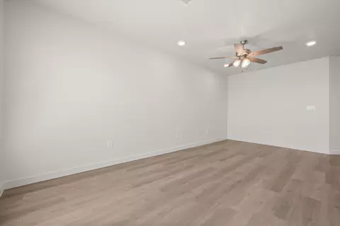 Living - 5901 154th Pl, Lubbock, TX 79424 photo 5 of 7