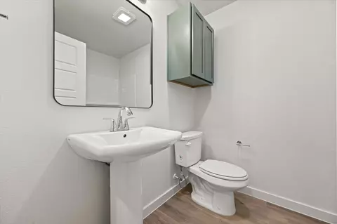 Bath - 5901 154th Pl, Lubbock, TX 79424 photo 2 of 3